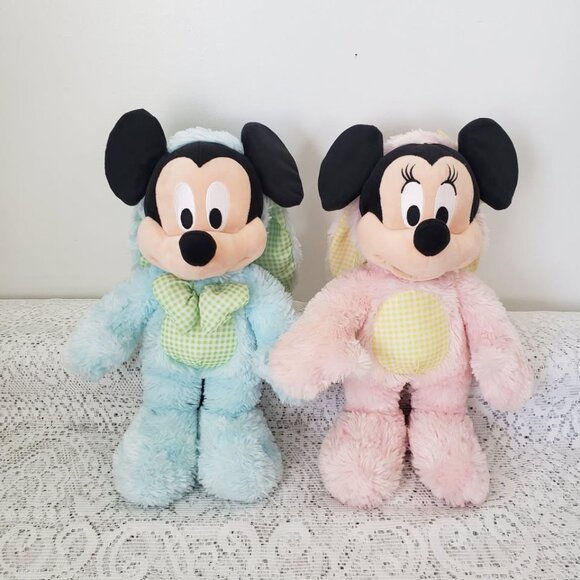 Disney Store Mickey and Minnie Mouse - Picture 2 of 8